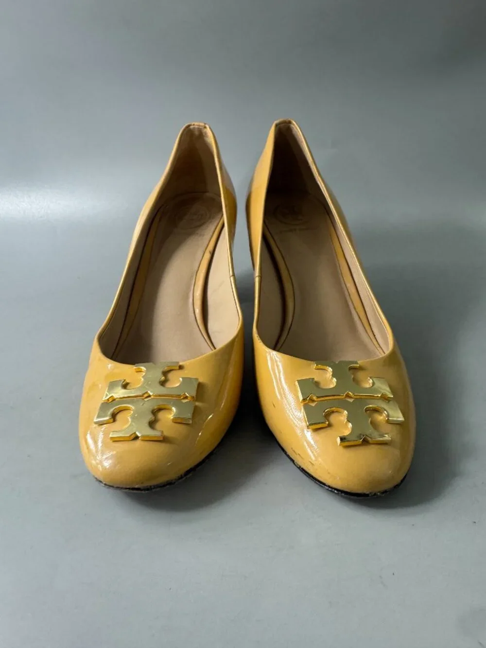 Tory Burch Designer Tan Patent Leather Heel Pumps Size 5 M